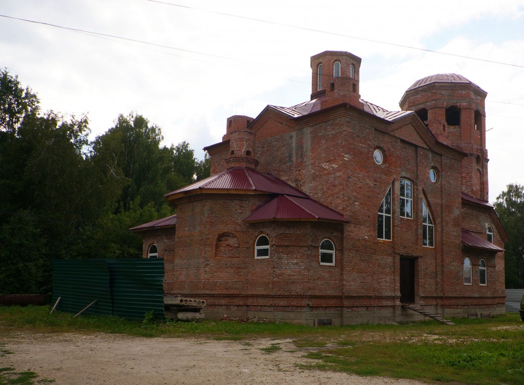 Церковь Михаила Архангела, Ижморский (Ижморский район, Кемеровская область). фасады, Строящаяся церковь