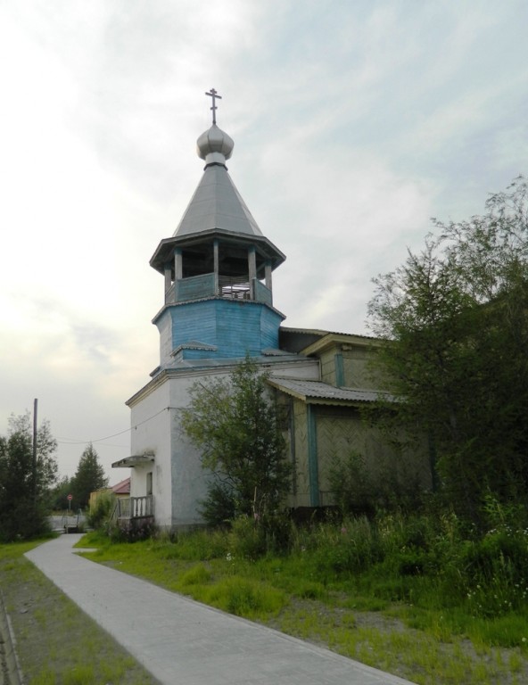 Церковь  Георгия Победоносца (старая), Лабытнанги (Лабытнанги, город, Ямало-Ненецкий автономный округ). фасады