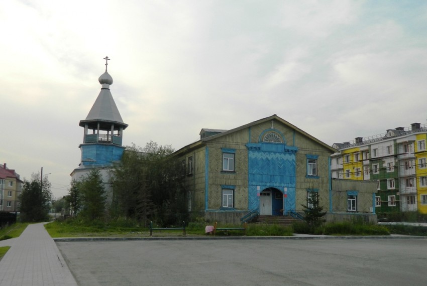 Церковь  Георгия Победоносца (старая), Лабытнанги (Лабытнанги, город, Ямало-Ненецкий автономный округ). фасады