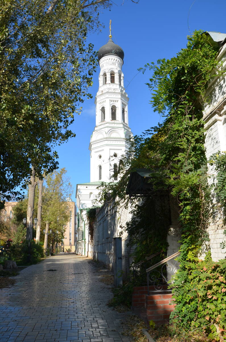 Благовещенский женский монастырь. Колокольня (новая), Астрахань (Астрахань, город, Астраханская область). фасады