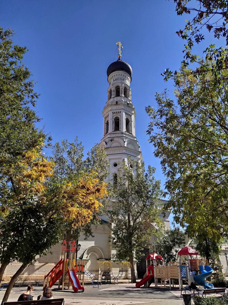 Благовещенский женский монастырь. Колокольня (новая), Астрахань (Астрахань, город, Астраханская область). фасады