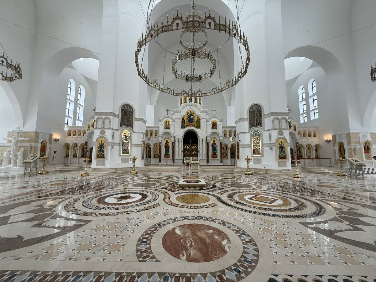 Кафедральный собор Преображения Господня, Салехард (Салехард, город, Ямало-Ненецкий автономный округ). интерьер и убранство