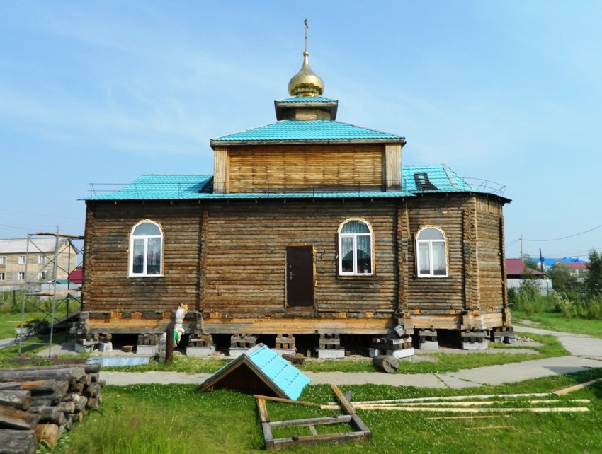 Церковь Михаила Архангела (новая), Мужи (Шурышкарский район, Ямало-Ненецкий автономный округ). фасады