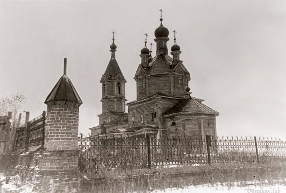 Церковь Троицы Живоначальной (старая), Бармино (Лысковский район, Нижегородская область). архивная фотография, Троицкая церковь с. Бармино, архивное фото. Источник:  http://barmino.club/
