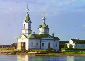 Важины (Усть-Боярская). Церковь Богоявления Господня