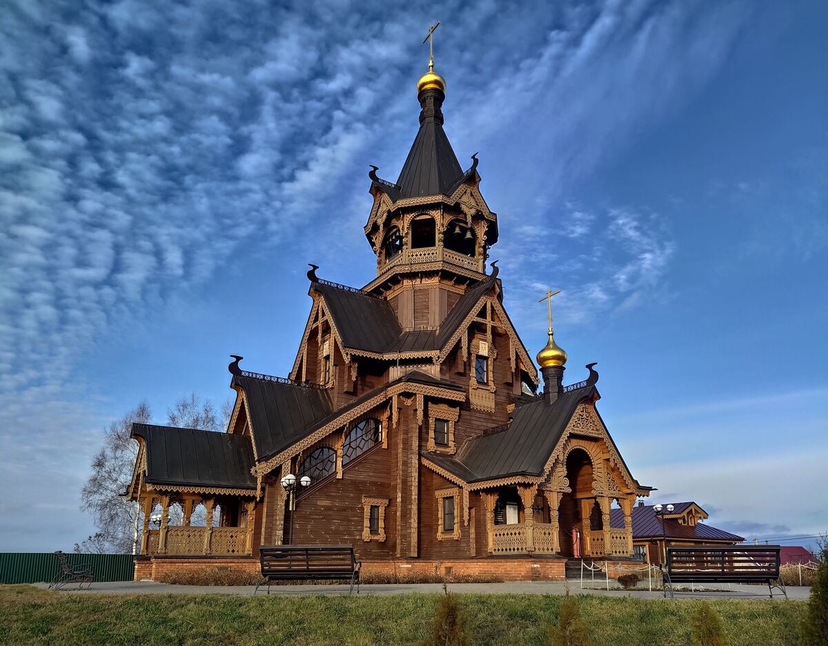 Церковь Троицы Живоначальной (новая), Бармино (Лысковский район, Нижегородская область). фасады