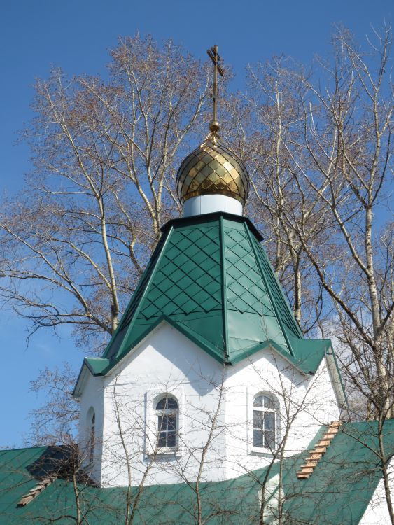 Домодедово. Церковь Пантелеимона Целителя в бывшей военной части Шахово. фасады