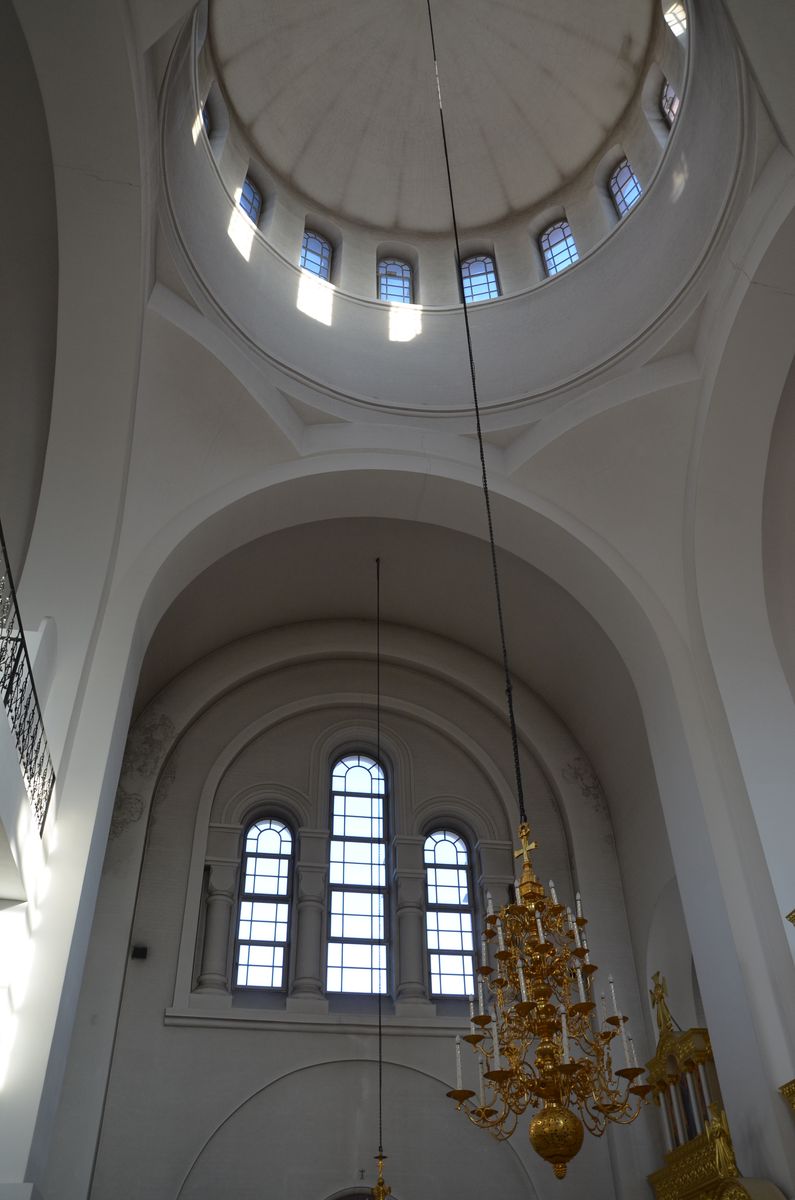 Церковь Тихвинской иконы Божией Матери, Саратов (Саратов, город, Саратовская область). интерьер и убранство