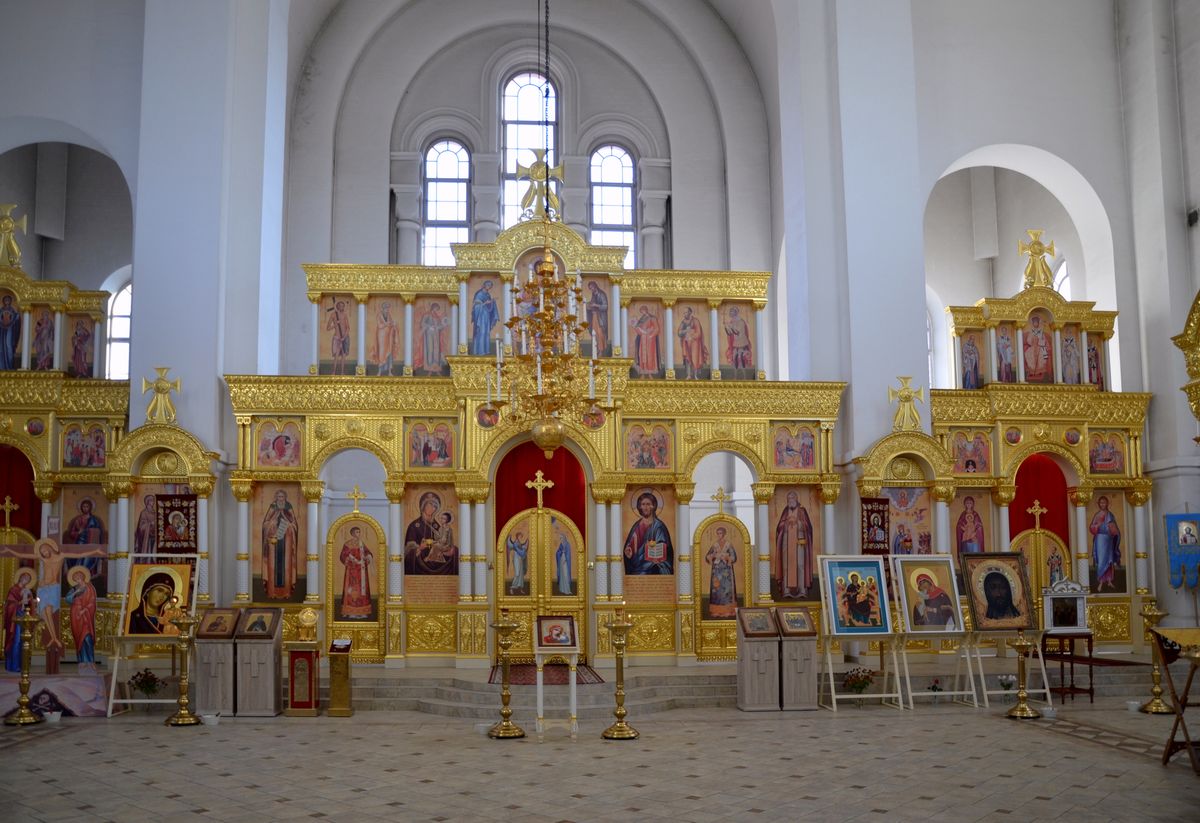 Церковь Тихвинской иконы Божией Матери, Саратов (Саратов, город, Саратовская область). интерьер и убранство