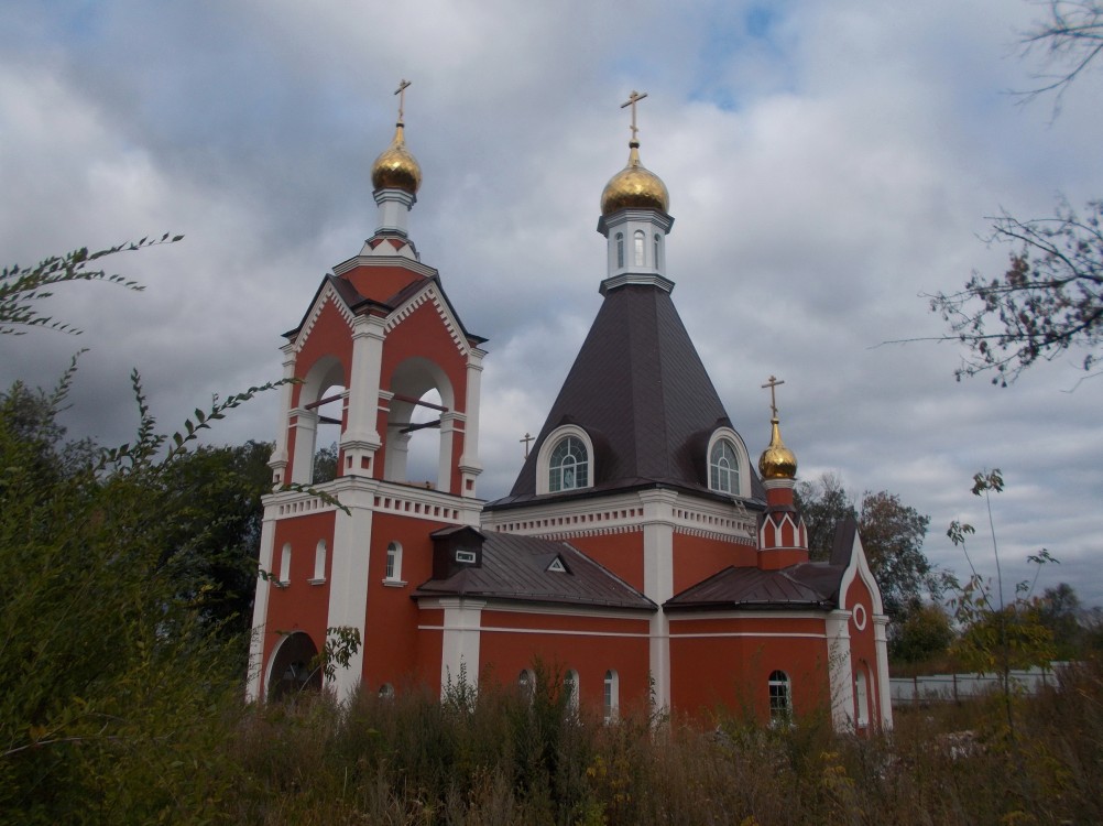 Саратов. Церковь Бориса и Глеба на Взлётном поле. фасады