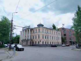 Петрозаводск. Домовая церковь Введения во храм Пресвятой Богородицы при бывшем женском епархиальном училище