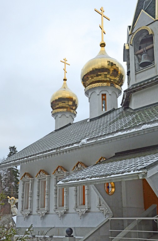 Плёсково. Церковь Троицы Живоначальной. фасады
