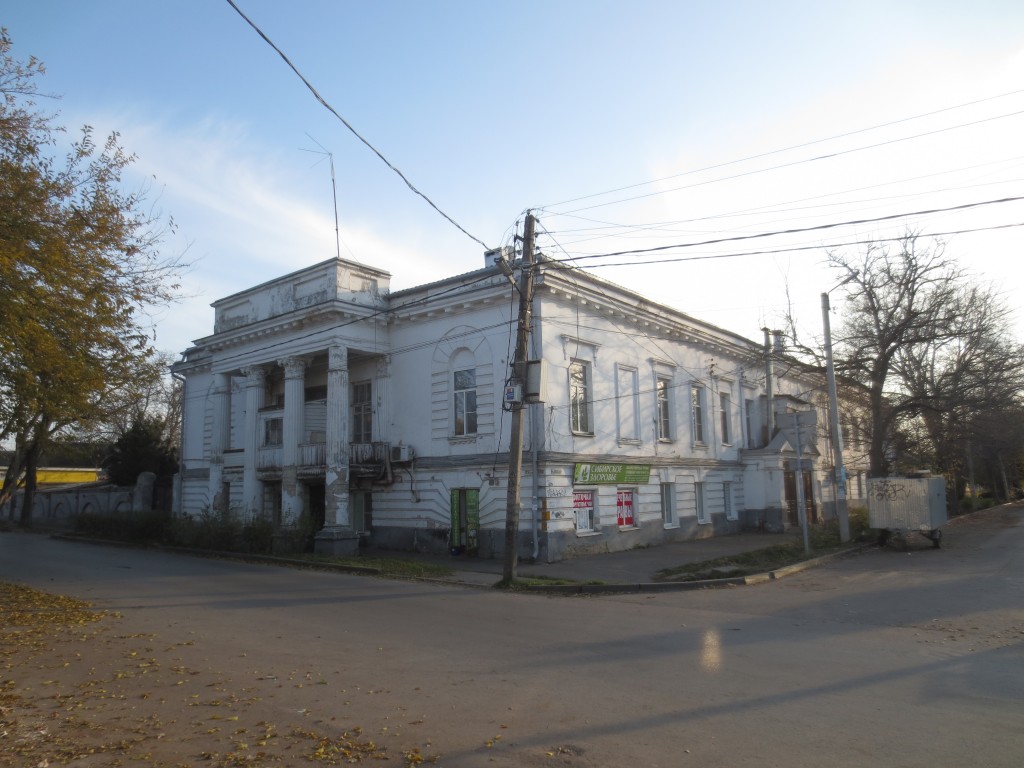 Домовая церковь Воздвижения Креста Господня при бывшем Архиерейском доме, Таганрог (Таганрог, город, Ростовская область). фасады