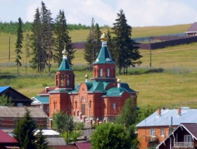 Гольяны. Церковь Воздвижения Креста Господня (новая)