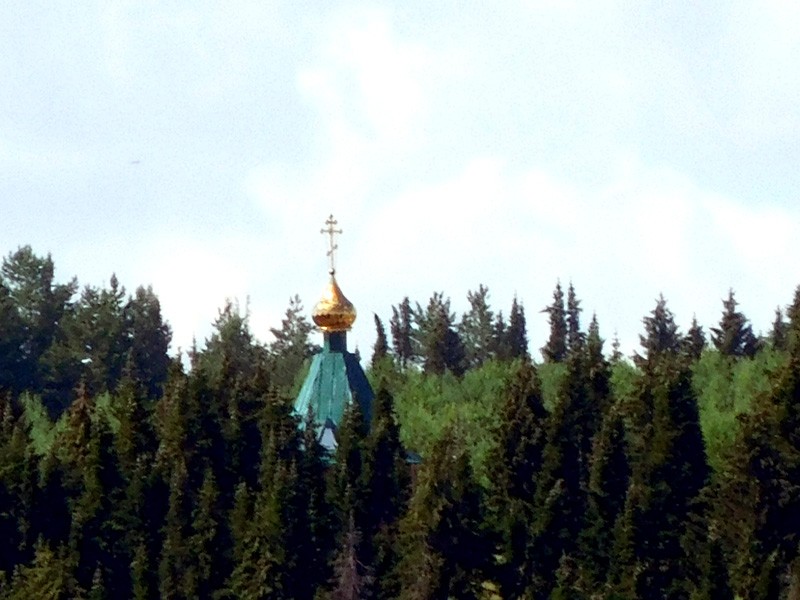 Церковь Богоявления Господня, Гольяны (Завьяловский район, Республика Удмуртия). общий вид в ландшафте, Вид на часовню с Камы