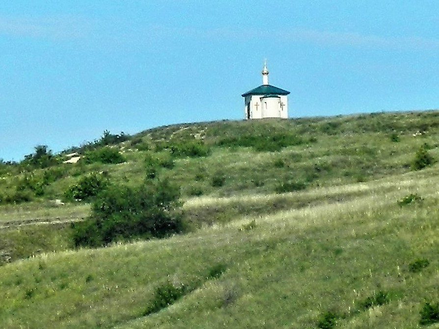 Часовня Владимира равноапостольного, Пятиизбянский (Калачёвский район, Волгоградская область). фасады, Вид с реки Дон