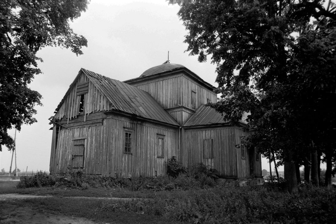 Лысые. Церковь Успения Пресвятой Богородицы (старая). архивная фотография, Фотография сделана в середине 1970-х годов