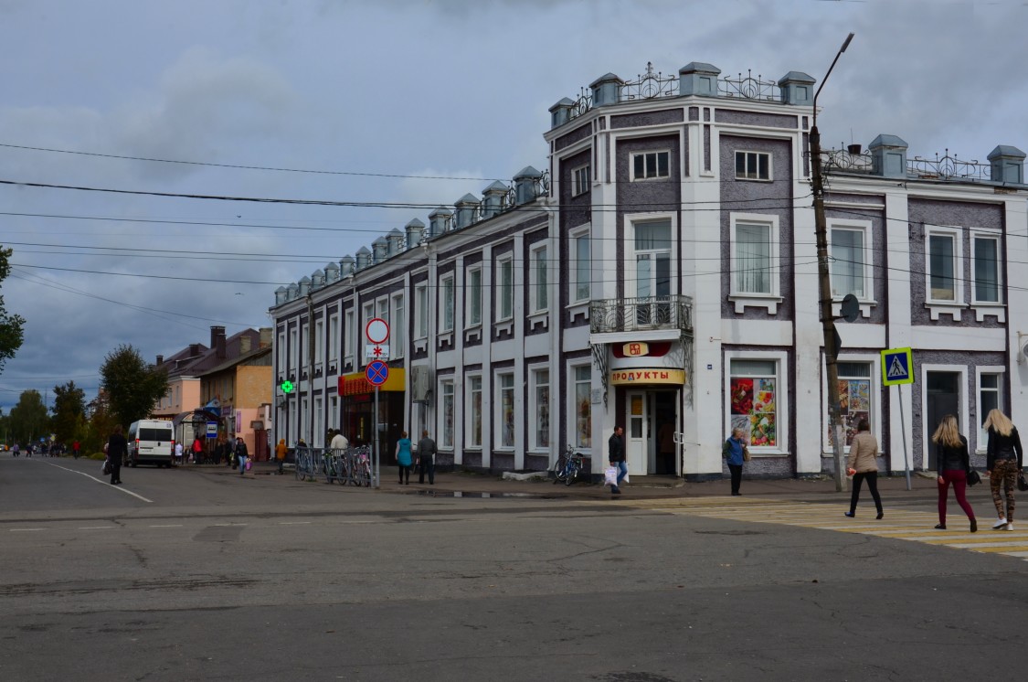 Церковь Казанской иконы Божией Матери, Карачев (Карачевский район, Брянская область). общий вид в ландшафте
