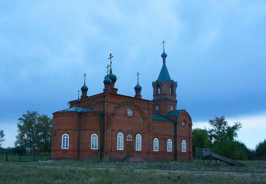 Церковь Покрова Пресвятой Богородицы, Покровка (Чистоозёрный район, Новосибирская область). фасады