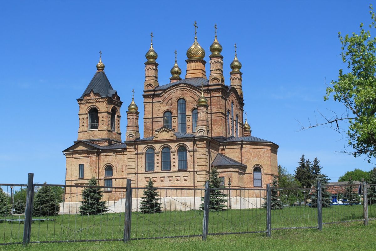 Церковь Георгия Победоносца, Греческое (Минераловодский район, Ставропольский край). фасады