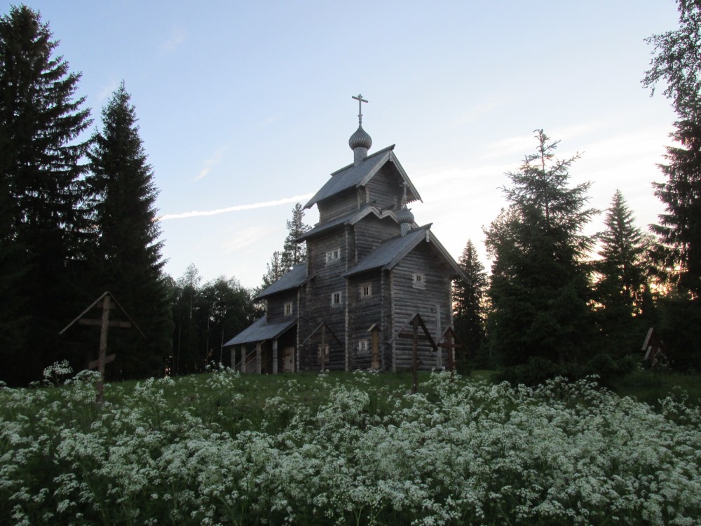 Церковь Троицы Живоначальной, Юрьева гора (Онежский район, Архангельская область). фасады, Троицкий храм на Юрьевой Горе