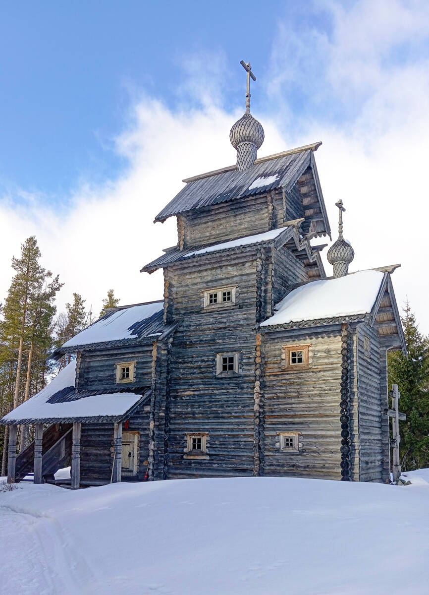 Церковь Троицы Живоначальной, Юрьева гора (Онежский район, Архангельская область). фасады