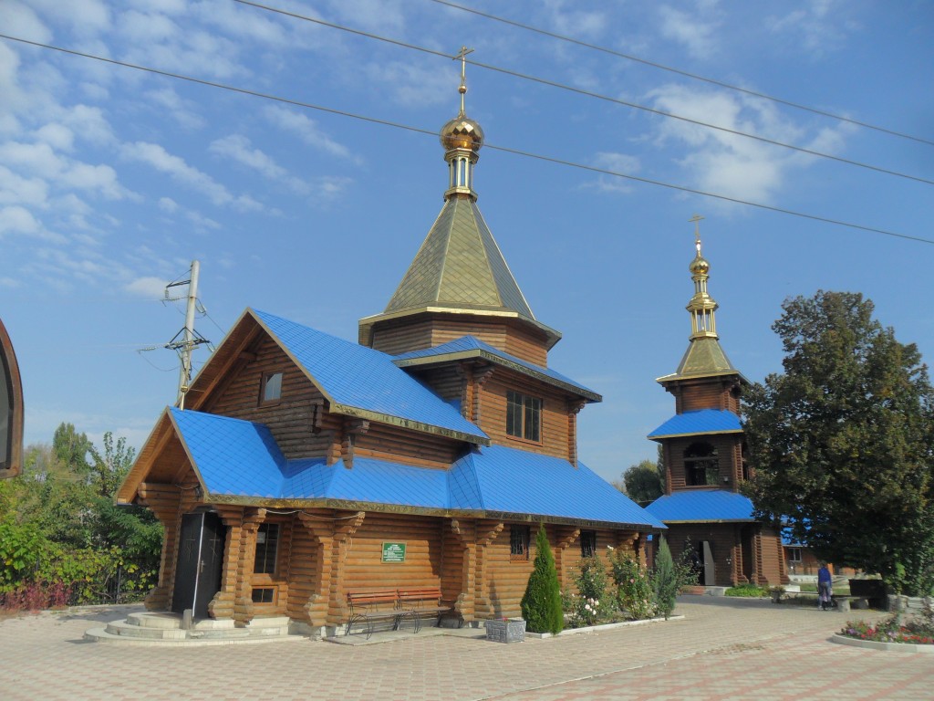 Свердловск. Церковь Агапита Печерского. фасады