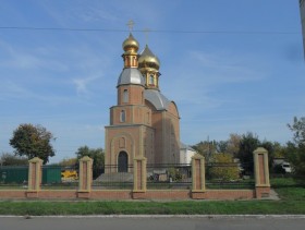 Свердловск. Церковь Царственных страстотерпцев
