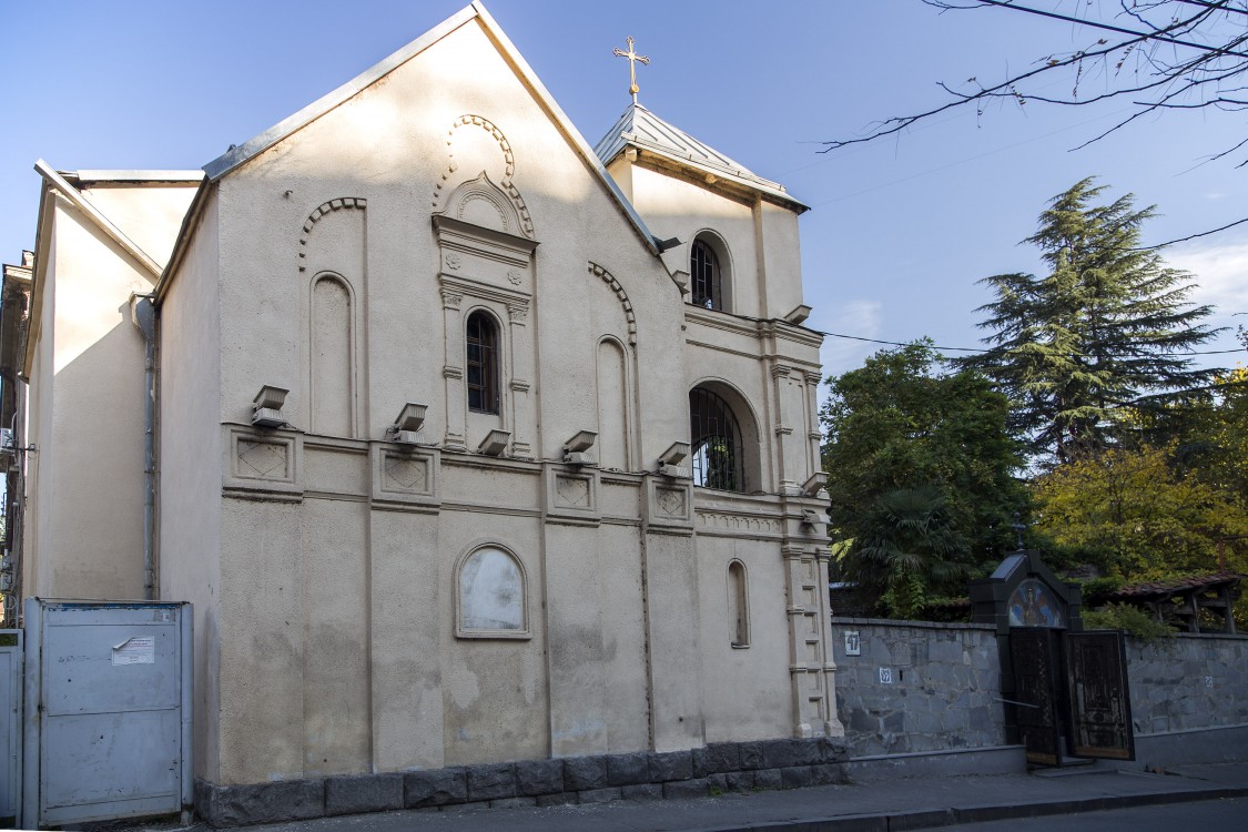 Тбилиси. Церковь Михаила Архангела. фасады