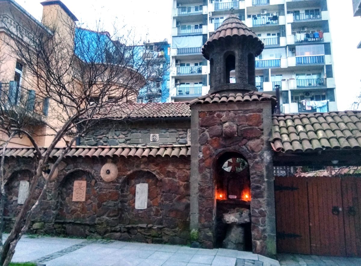 Церковь Иоакима и Анны, Батуми (Аджария, Грузия). архитектурные детали