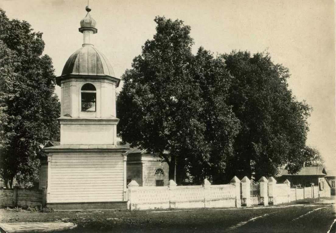 Стародуб. Церковь Успения Пресвятой Богородицы. архивная фотография, Фото с сайта http://starodub.ucoz.ru/histori22.htm