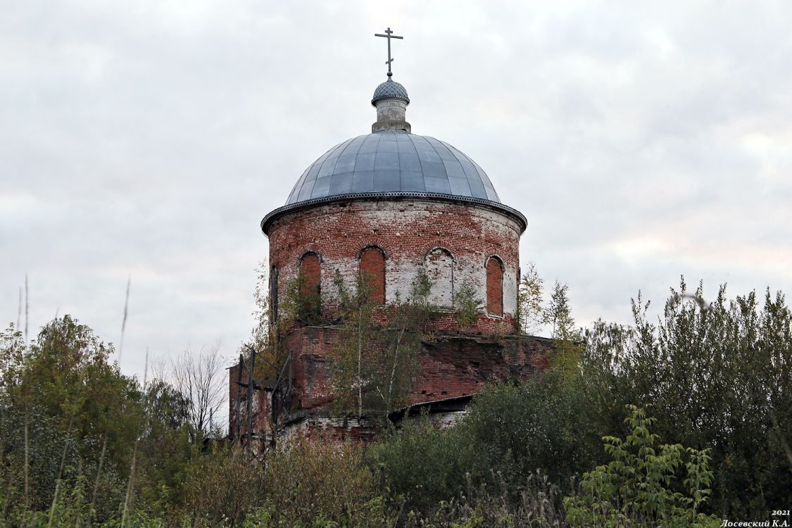 Церковь Смоленской иконы Божией Матери, Кулиги (Ивановский район, Ивановская область). архитектурные детали, Восточный фасад