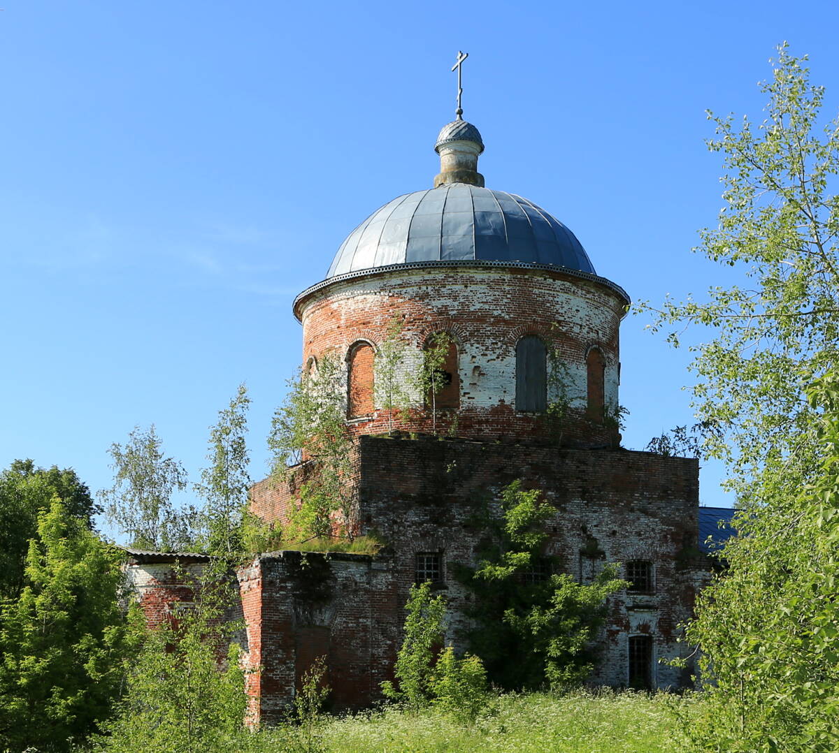 Церковь Смоленской иконы Божией Матери, Кулиги (Ивановский район, Ивановская область). фасады