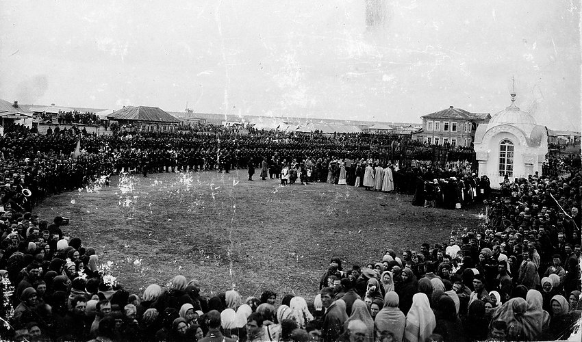 Еткуль. Неизвестная часовня. архивная фотография, Сентябрь 1914 года. Автор А.И. Кривощеков. Источник: samlib.ru/s/shetkowa_o_a/letopisigorodowseliderewenxcheljabinskojoblasti-13.shtml