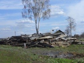 Булдырь. Церковь Рождества Христова