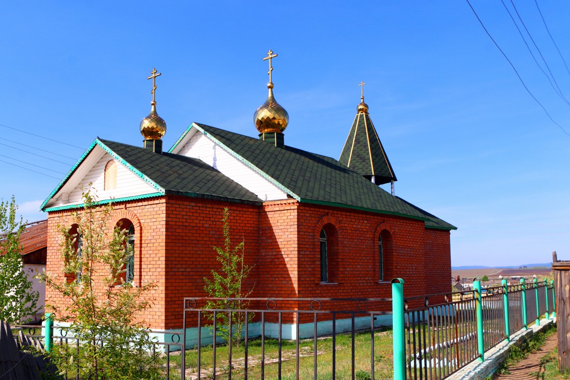 Тарбагатай. Церковь Троицы Живоначальной. фасады