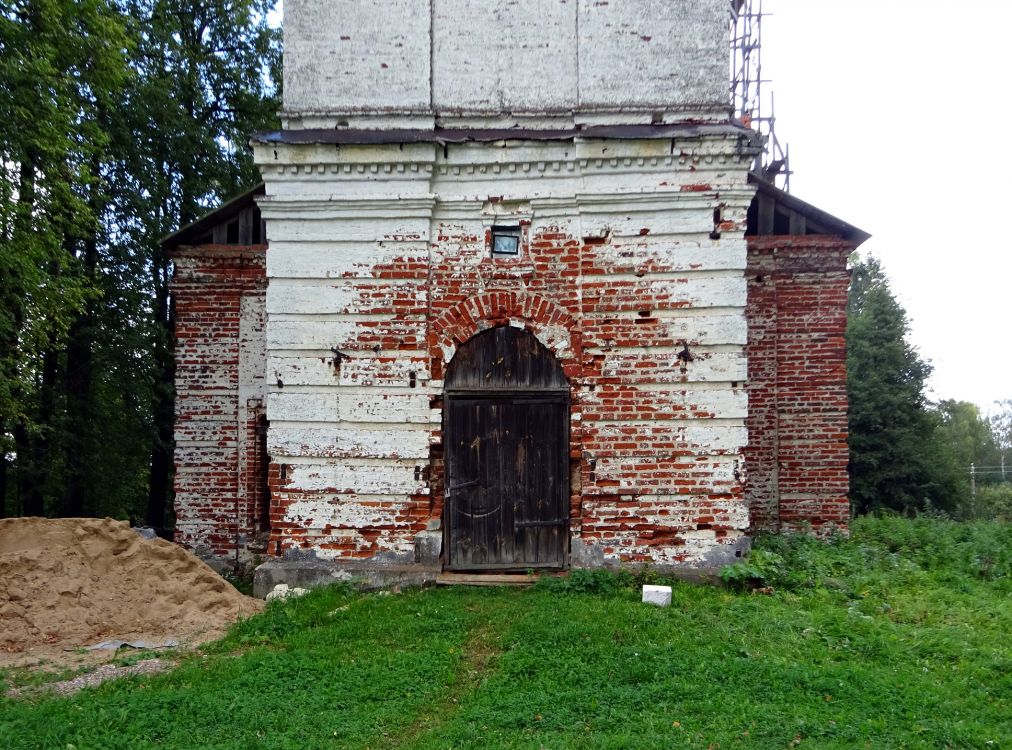 Церковь Успения Пресвятой Богородицы, Кулеберьево (Комсомольский район, Ивановская область). фасады