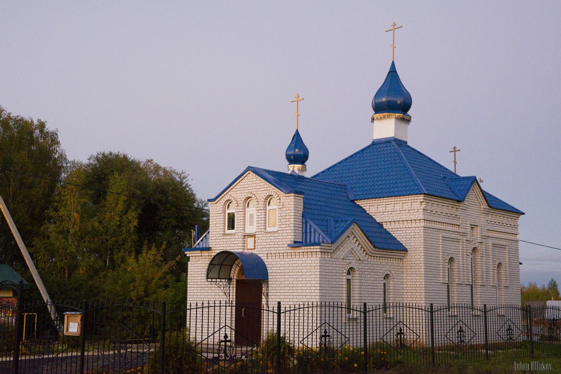 Дмитриевы Горы. Церковь Покрова Пресвятой Богородицы. фасады