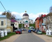 Часовня Николая Чудотворца (воссозданная), Часовня (вид от переправы).<br>, Мышкин, Мышкинский район, Ярославская область