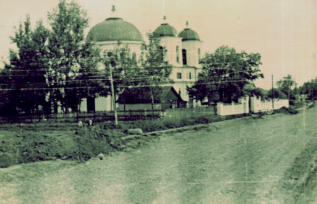 Церковь Троицы Живоначальной, Великие Будища (Полтавский район, Украина, Полтавская область). архивная фотография, Фото 1930-х годов из приходского архива
