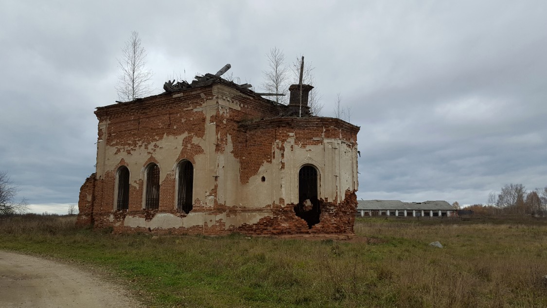 Церковь Рождества Пресвятой Богородицы, Кокшарова (Алапаевский район (Алапаевское МО и Махнёвское МО), Свердловская область). фасады