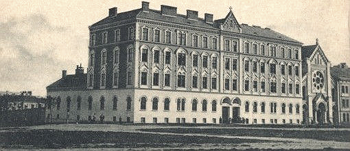 Церковь Антония Великого и Андрея (Шагуна), Вена (Австрия, Прочие страны). архивная фотография, Церковь и приют Св. Антония до строительства двух башен. Фото 1893-1904 гг. Источник: https://static.wixstatic.com/media/1116cd_446832bf9ca340e9b83685508f3a8694~mv2.jpg/v1/fill/w_510,h_221,al_c,q_80/1116cd_446832bf9ca340e9b83685508f3a8694~mv2.jpg