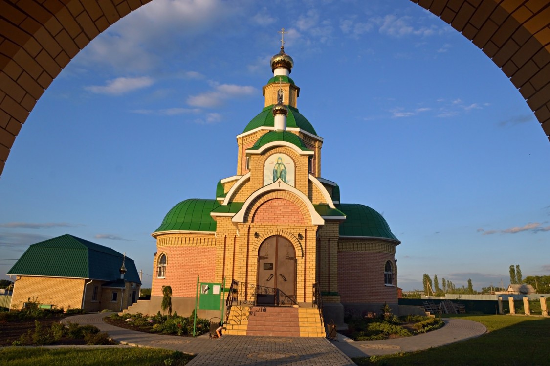 Церковь Митрофана Воронежского (новая), Рогачёвка (Новоусманский район, Воронежская область). художественные фотографии