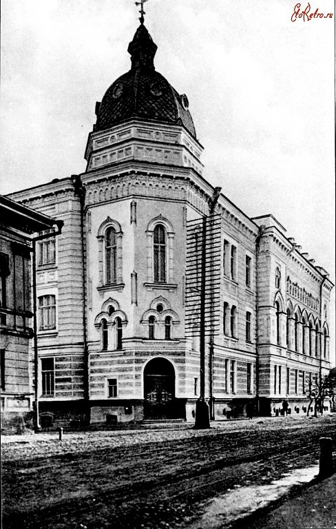 Александры Римской при бывшей Мариинской женской гимназии, домовая церковь, Астрахань (Астрахань, город, Астраханская область). архивная фотография, Фото с сайта Фото с сайта etoretro.ru