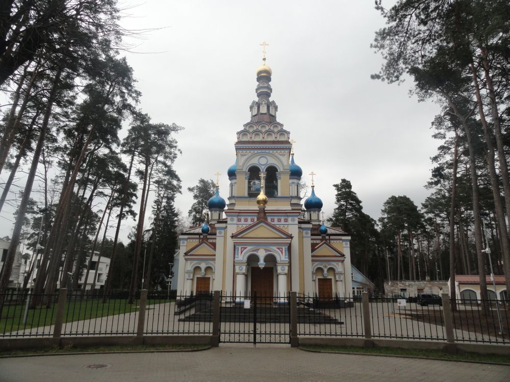 Юрмала. Церковь Казанской иконы Божией Матери в Дзинтари. фасады