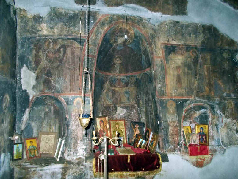 Параскевинский монастырь. Церковь Параскевы Сербской, Брайчино (Северная Македония, Прочие страны). интерьер и убранство