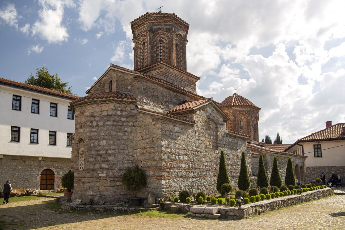 Свети Наум. Монастырь Наума Охридского. Церковь Михаила и Гавриила архангелов. фасады, вид с северо-востока