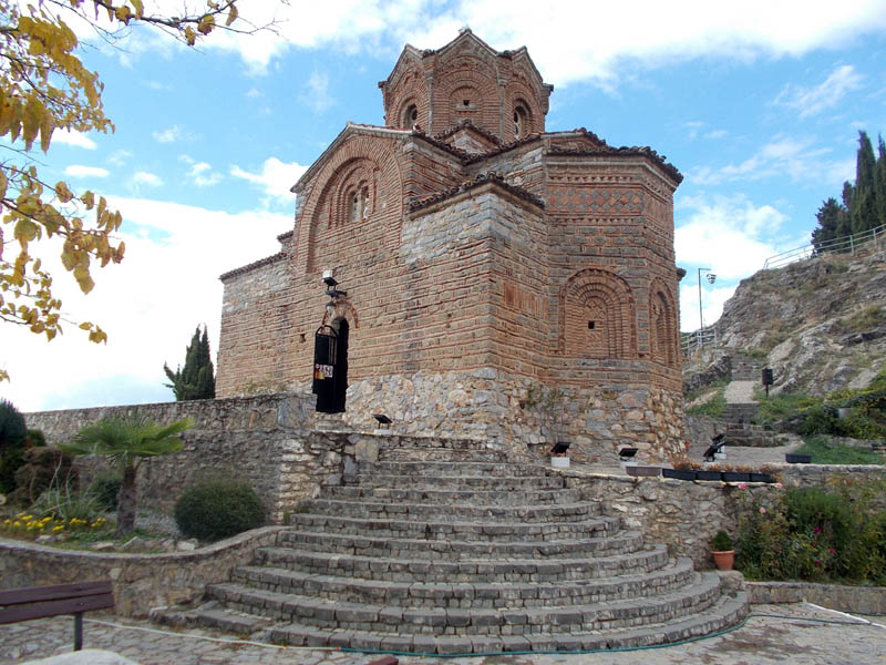 Охрид. Церковь Иоанна Богослова в Канео. фасады, вид с юго-востока