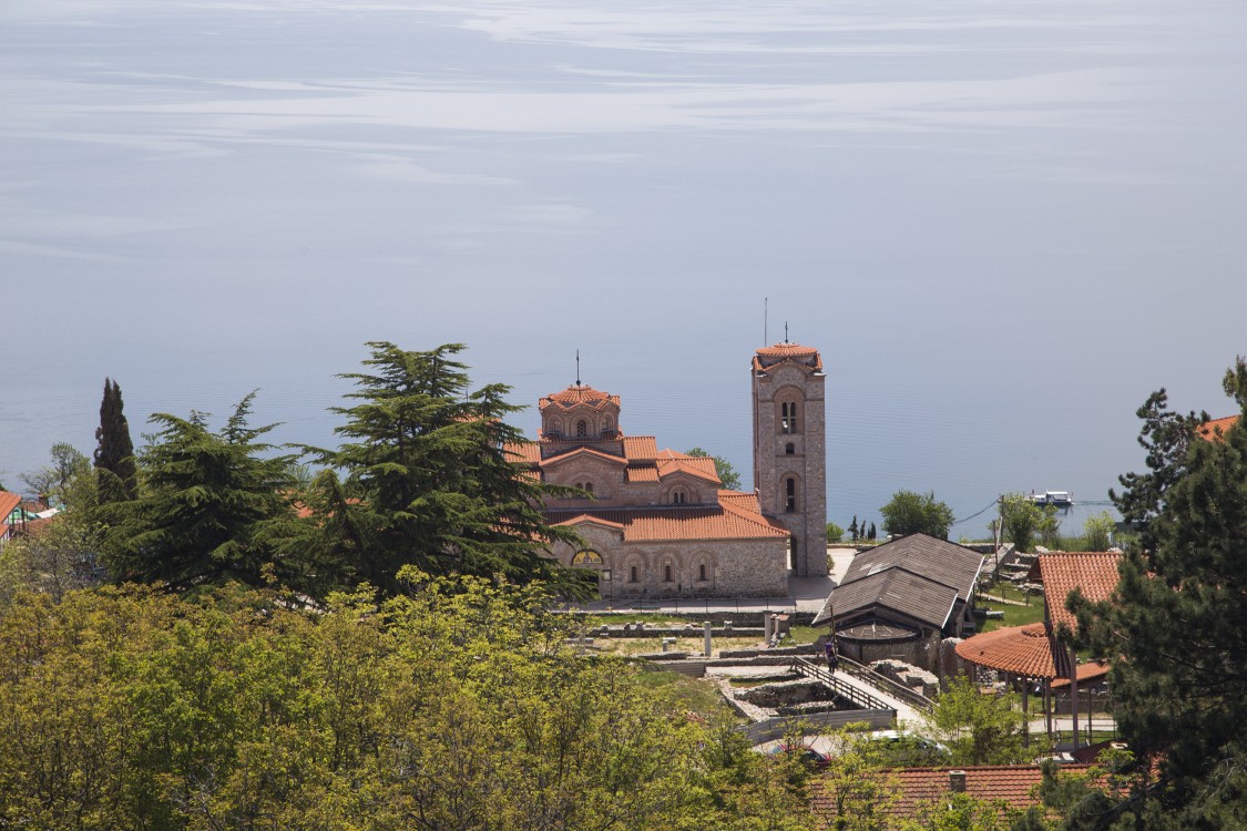 Прочие страны, Северная Македония, Охрид. Климентовский монастырь, фотография. общий вид в ландшафте