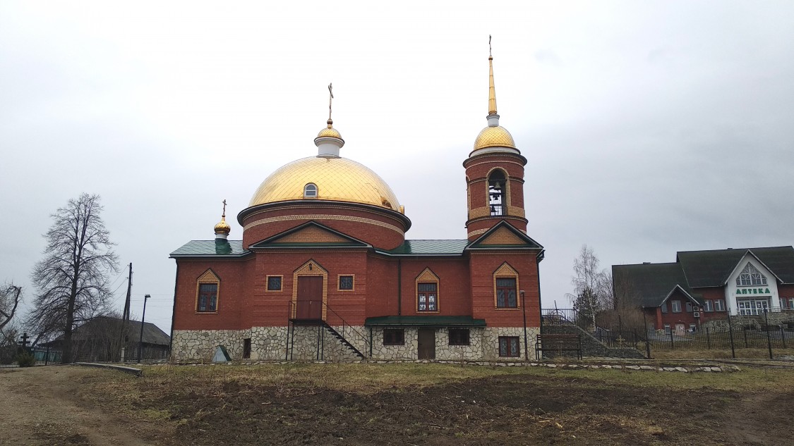 Уинское. Церковь Георгия Победоносца. фасады